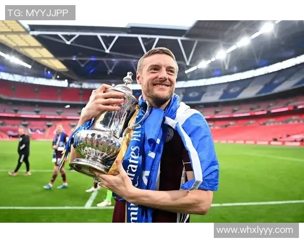 俄罗斯足球明星签名背后的故事与传奇时刻揭秘 俄罗斯足球明星签名背后的故事与传奇时刻揭秘