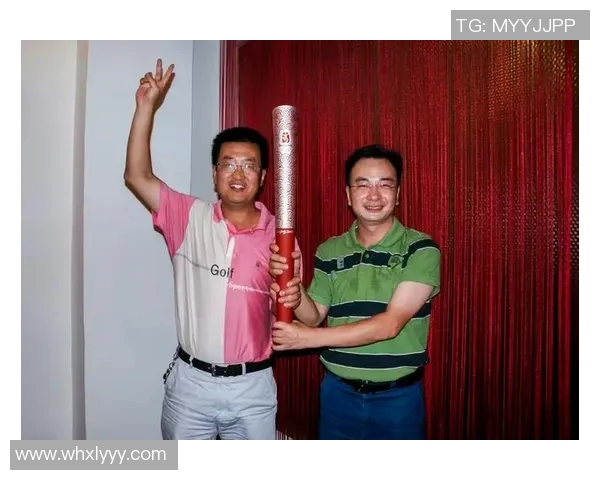 南京网球队的默契配合揭秘:网球场上的团队精神与战术分析 南京网球队的默契配合揭秘:网球场上的团队精神与战术分析