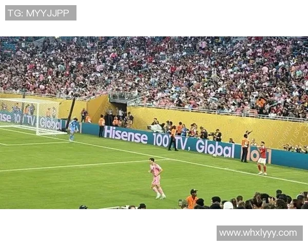 摩洛哥足球明星太太团的魅力与风采展现足球场外的精彩生活 摩洛哥足球明星太太团的魅力与风采展现足球场外的精彩生活